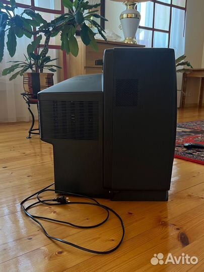 Телевизор видеодвойка sharp VT-2138M