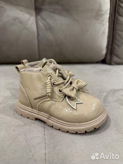 Ботинки для девочки демисезонные 21