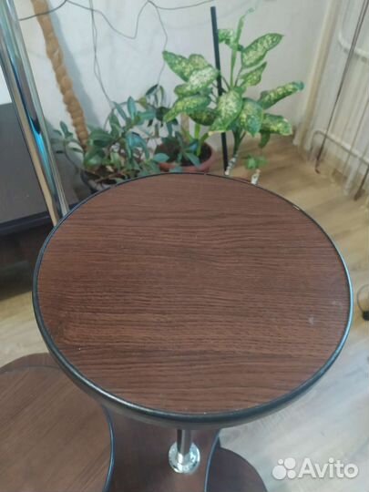 Подставка для цветов напольная