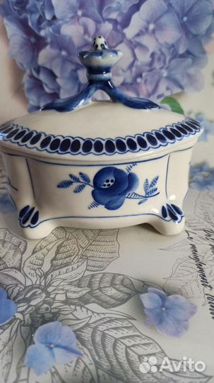 Конфетница(сахарница, масленка) СССР, гжель