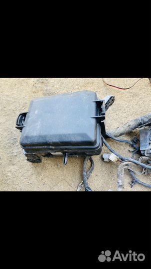 Подкапотный монтажный блок хундай крета 1.6 МКПП