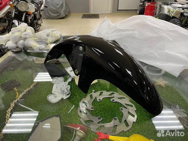 Крыло переднее Yamaha YBR 125 чёрное