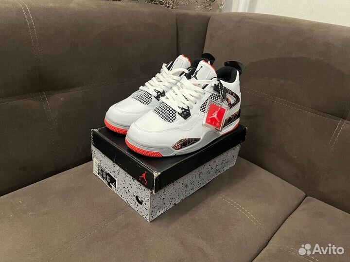 Кроссовки nike air jordan 4 retro