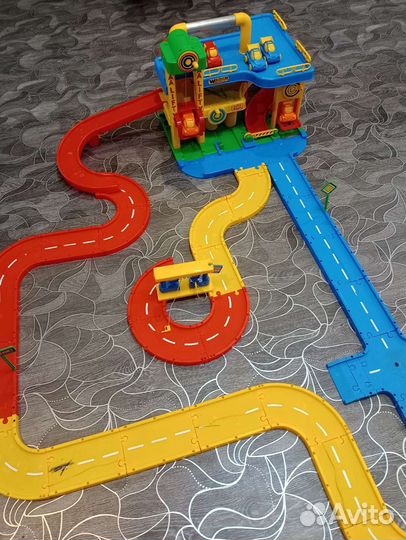 Деткие игрушки, детская одежда от 0 до 4 лет