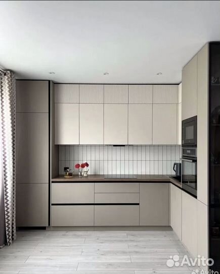 Кухня на заказ Островная в Рассрочку