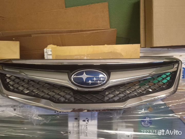 Решётка радиатора Субару