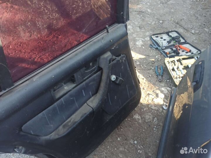 Задняя левая дверь бмв е 34