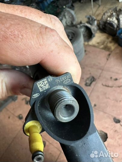 Топливная форсунка Kia Mohave 2 HM D6EB 2019