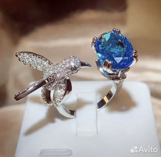 Кольцо колибри