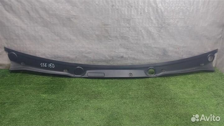 Решетка стеклоочистителей Peugeot Expert 2010