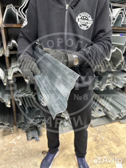 Внутренний правый порог Toyota Land Cruiser 100