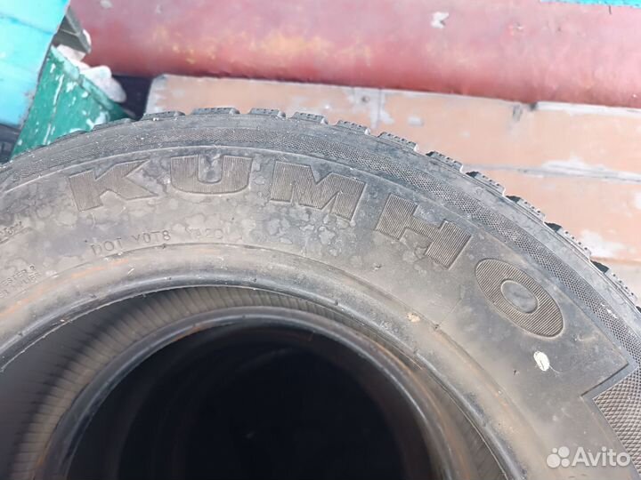 Kumho AutoPower 777A 215/60 R16