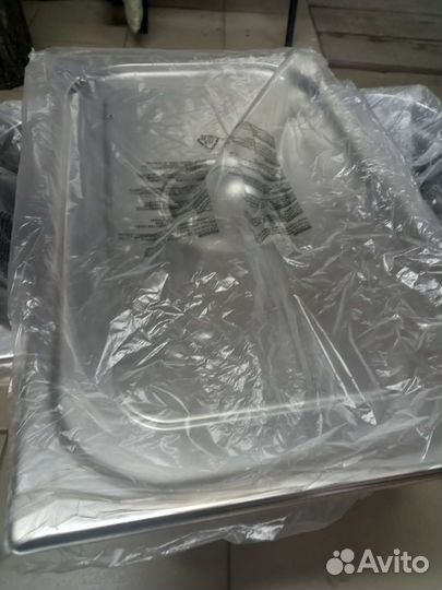 Емкость из нержавейки с крышкой