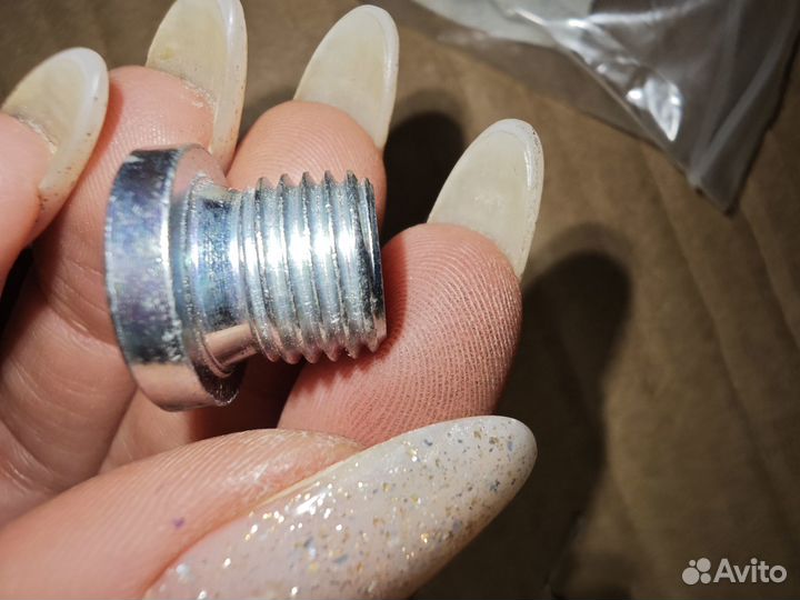 Пробка двигателя (сливная)