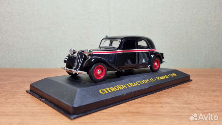 Модель Citroën Traction 11