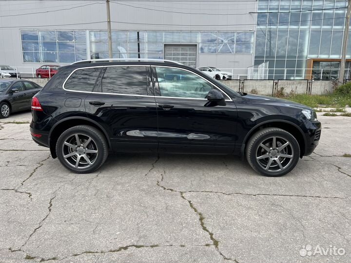 Volkswagen Touareg, 2013