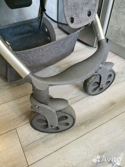 Прогулочная коляска fd desing mint