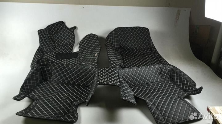 3D Коврики Nissan Pathfinder из Экокожи