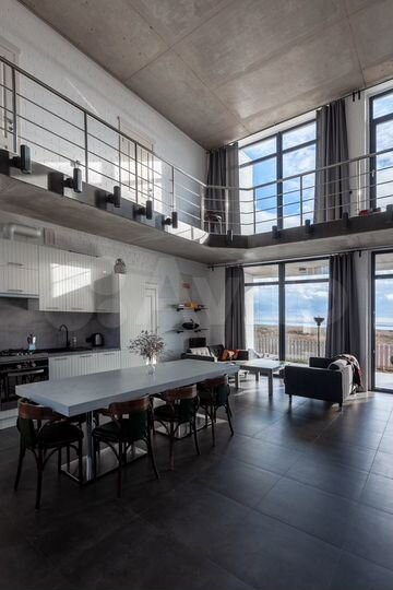 Дом 175 м² на участке 5 сот.