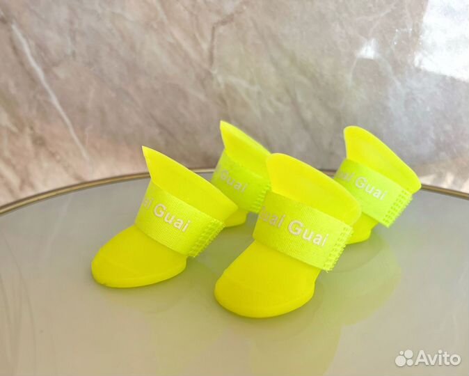 Обувь для маленьких собак