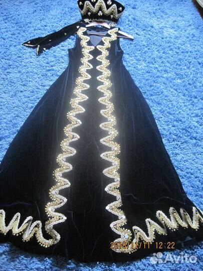 Продам сарафан