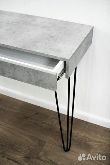 Туалетный столик