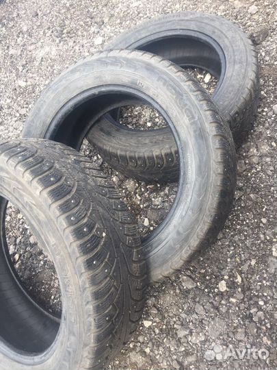 Nokian Tyres Hakkapeliitta 5 215/60 R17