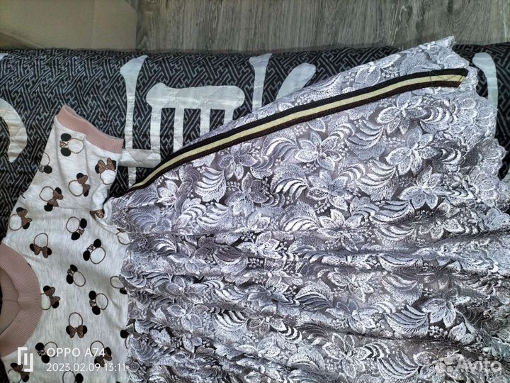 Нарядное платье для девочки (рост 104-115 см)