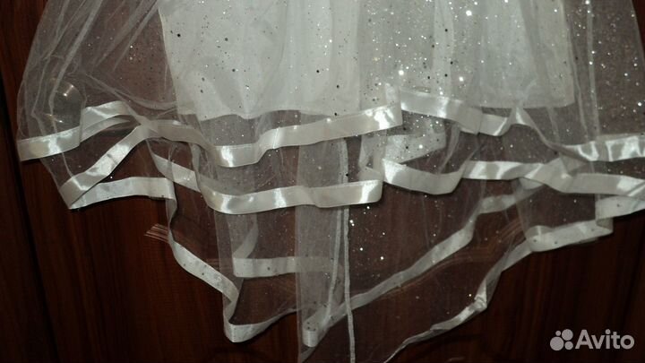 Платье нарядное для девочки 5-7 лет