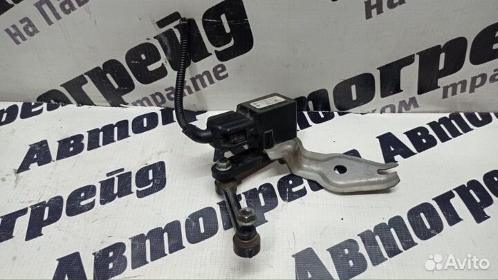 Датчик высоты дорожного просвета передний