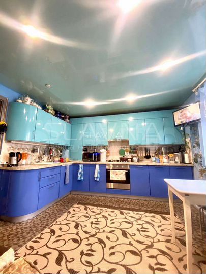 4-к. квартира, 77,1 м², 2/3 эт.