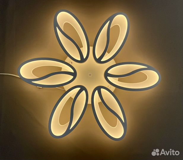 Люстра светодиодная Грация на потолок с пультом