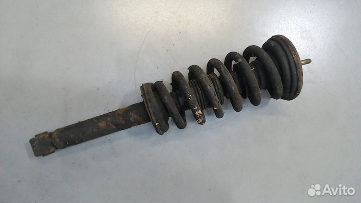 Амортизатор подвески Mitsubishi Pajero / Montero