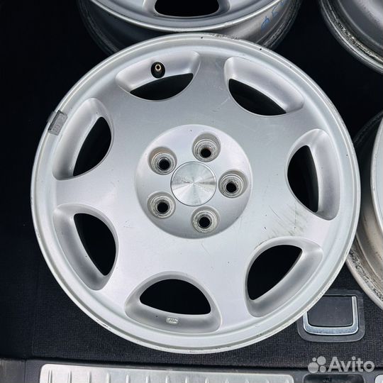 Комплект оригинальных дисков Subaru R15 5x100