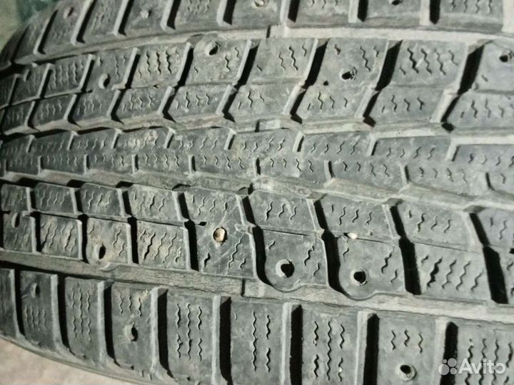 Dunlop Axiom Plus 225/65 R17