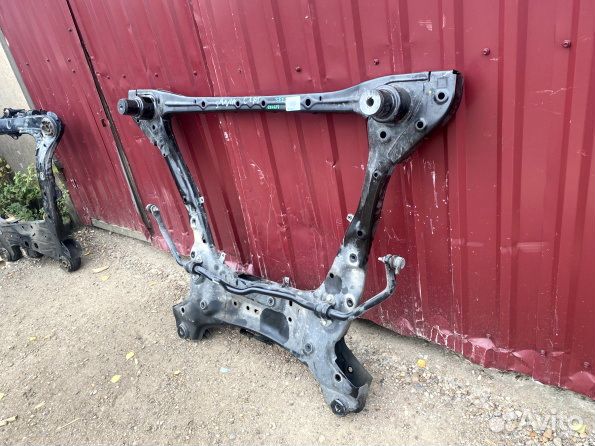 Подрамник передний Hyundai Santa Fe 4