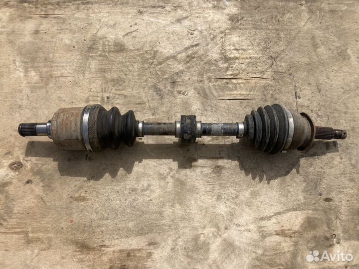Левый привод Хендай Соната 4 2.0л. АКПП