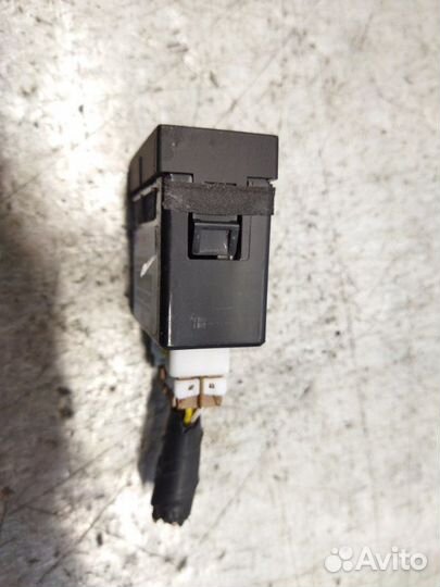 Разъем AUX USB Hyundai I30 хетчбэк 1.4 G4FA 2009