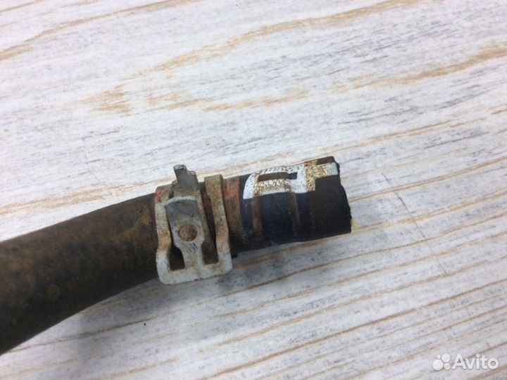 Патрубок радиатора Renault Duster пробег 47.000км