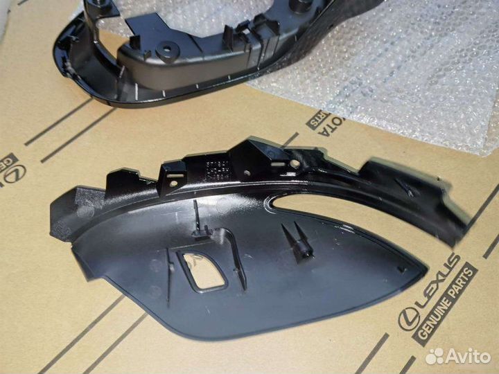 Крышка зеркала Lexus Es