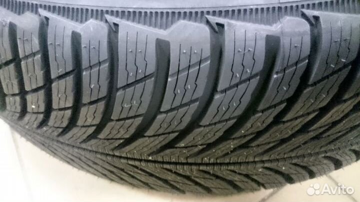 Michelin Pilot Alpin 5 255/40 R21 102V