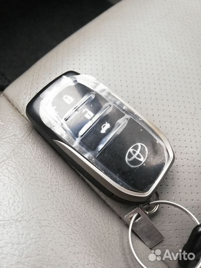 Смарт ключ toyota