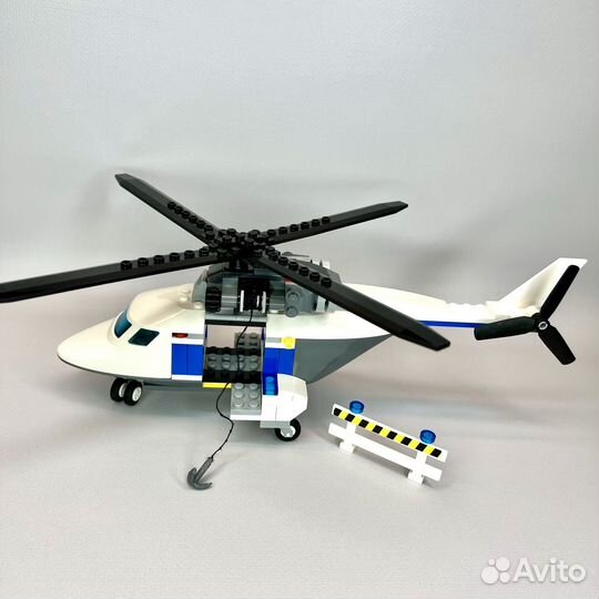 Lego City Police 60138 Стремительная погоня Лего