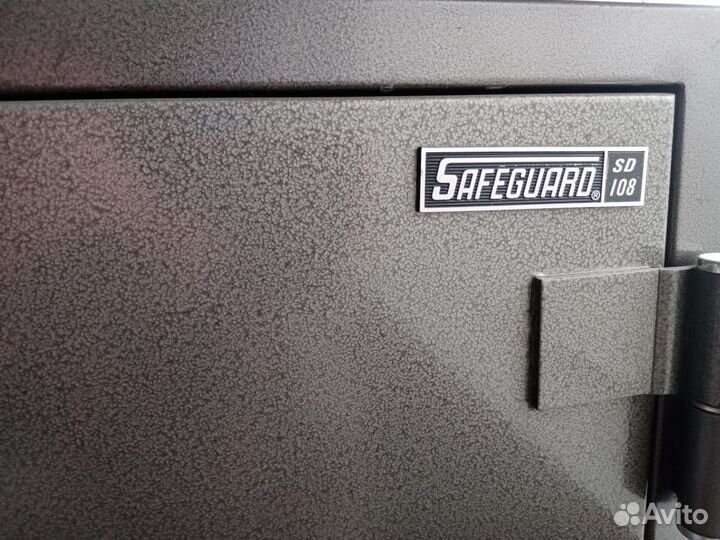 Сейф для денег и документов бу