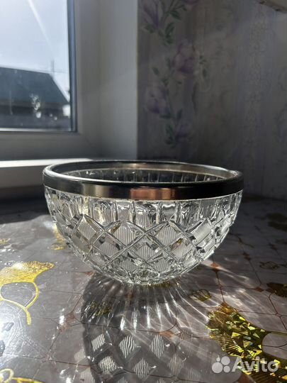 Салатник хрустальный большой