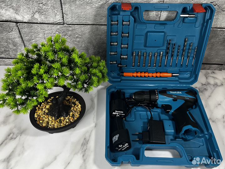 Шуруповерт makita