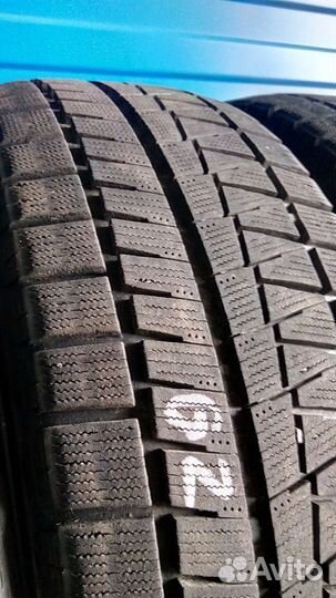 Bridgestone Blizzak Revo GZ 225/55 R17 98Q