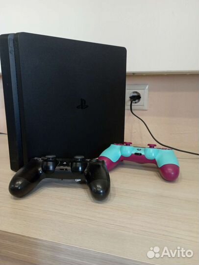 Sony PS4 slim 1tb