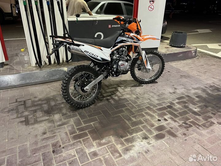 Продам Racer Enduro 200