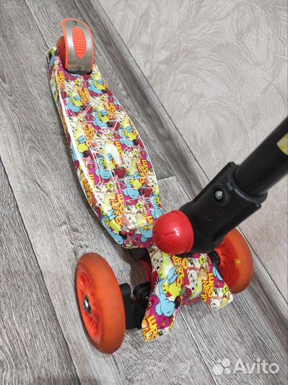 Самокат 3х колесный